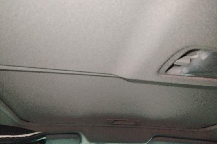 Used Nissan Tiida 2016 1.6L CVT Smart Drive Edition Headliner