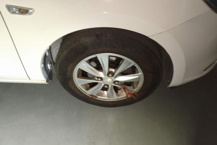 Used Chevrolet Sail 2015 Sail 3 1.5L Manual with Ideal Sunroof Edition