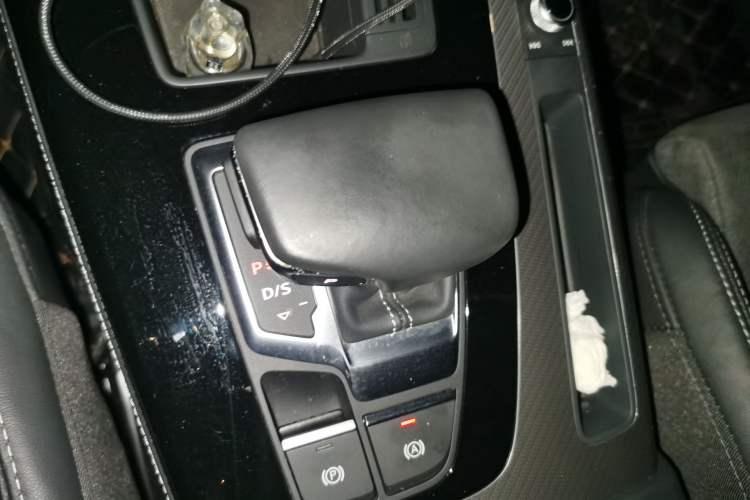 Used Audi Q5L Sportback 2022 45 TFSI Luxury Model
