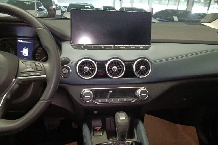 Used Nissan Qashqai 2025 Honor 2.0L CVT XV+ Leading Edition Audio And AC Panel