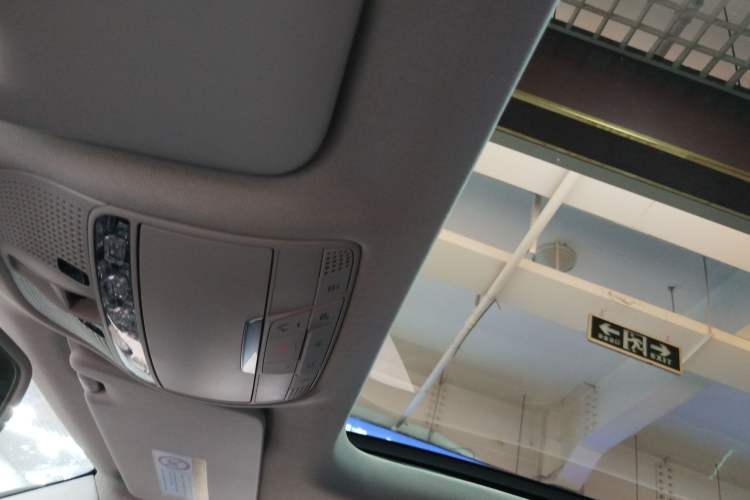 Used Mercedes-Benz C-Class 2015 Revised C 200 L Sport Edition
