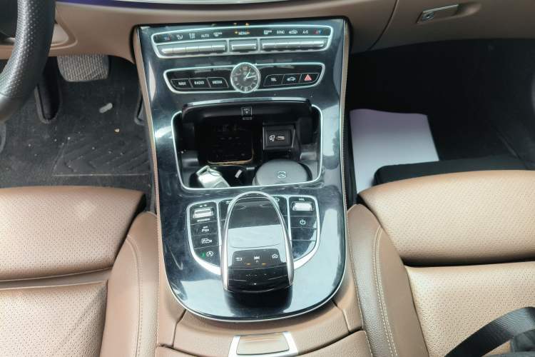 Used Mercedes-Benz E-Class 2016 E 200 L Sport Edition
