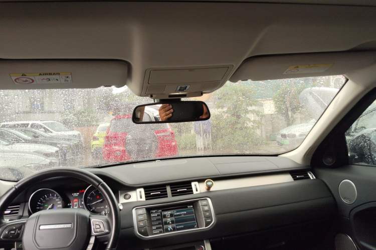 Used Land Rover Range Rover Evoque 2015 2.0T Five-Door Zhiyao Edition
