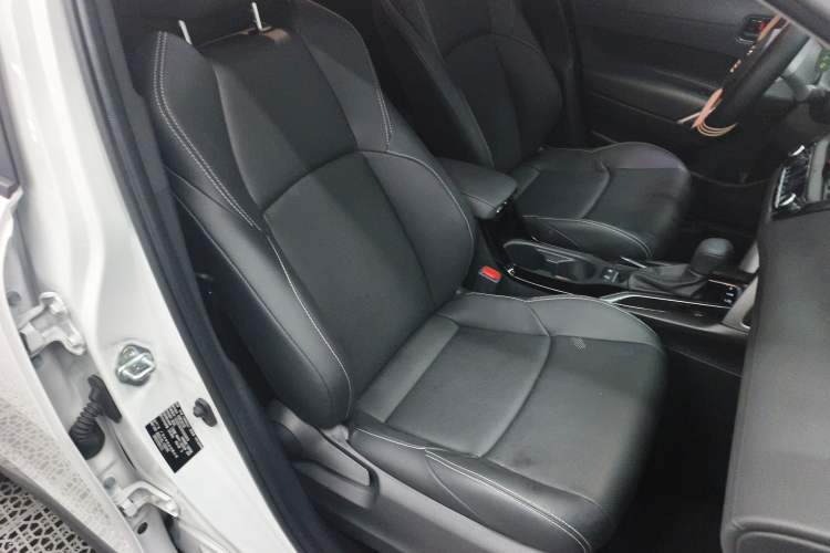 Used Toyota FRONTLANDER 2024 2.0L CVT Leading Plus Edition
