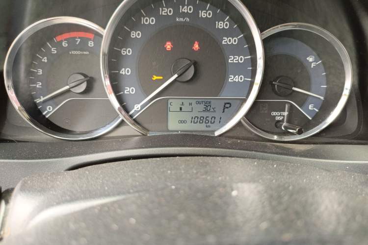 Used Toyota Corolla 2017 Revised Version 1.2T S-CVT GL Odometer Close Up