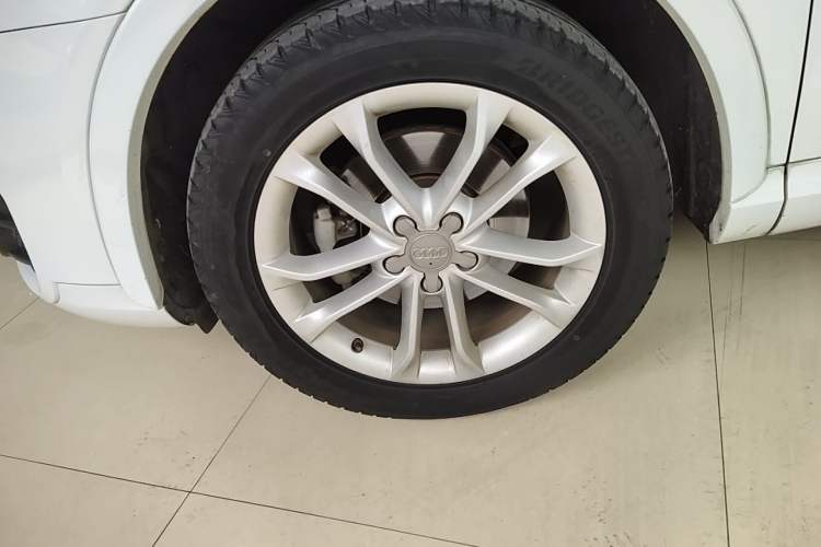 Used Audi Q3 2016 30 TFSI Collector's Edition Comfort Model