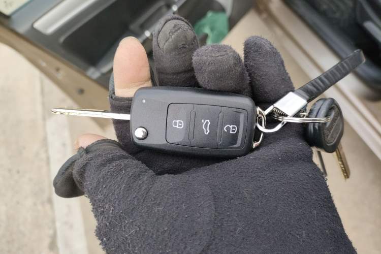 Used Volkswagen Bora 2015 Qihui Edition 1.6L Automatic Fashion Model Vehicle Key