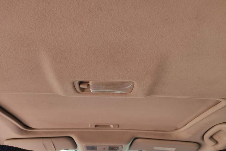 Used Nissan Tiida 2011 1.6L CVT Smart Version Headliner
