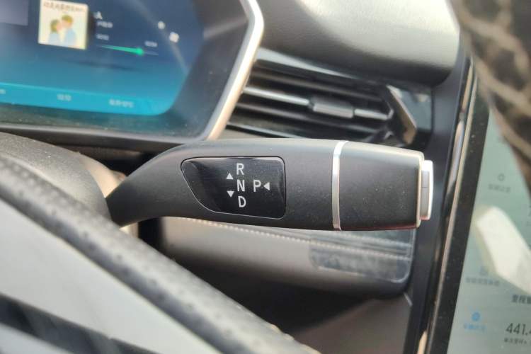 Used XPeng G3 2019 Smart Edition Gear Lever