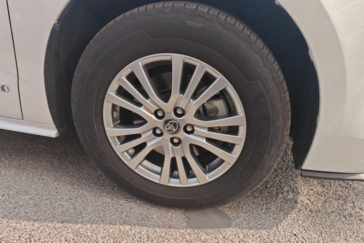 Used Toyota SIENNA 2021 2.5L Hybrid Comfort Edition
