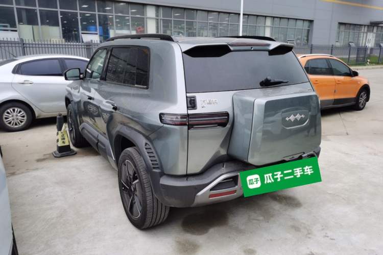 Used Formula Leopard Titanium 3 2025 501KM All-Wheel Drive Intelligent Driving Ultra Version
