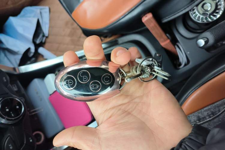 Used BYD Yuan 2016 1.5L Manual Luxury Version
