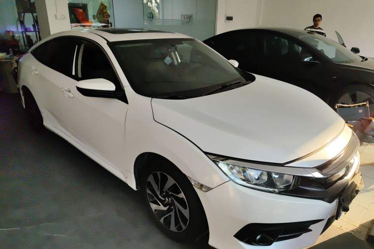 Used Honda Civic 2016 220TURBO CVT Luxury Edition