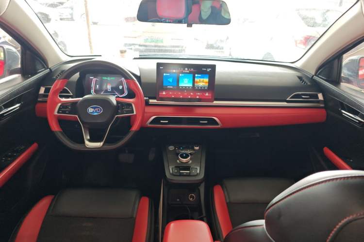 Used BYD e2 2020 Upgraded Version Long-Range Edition Luxury Model Center Console