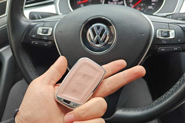 Used Volkswagen Magotan 2019 330TSI DSG Leading Edition China V Standard