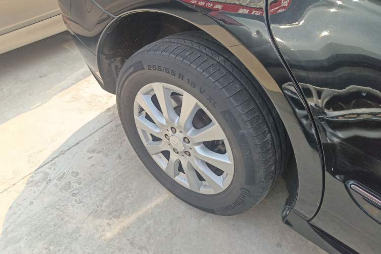 Used Mercedes-Benz R-Class 2011 R 300 L Business Model
