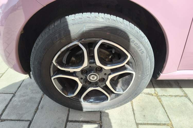 Used smart forfour 2016 0.9T 66 kW Pioneer Edition