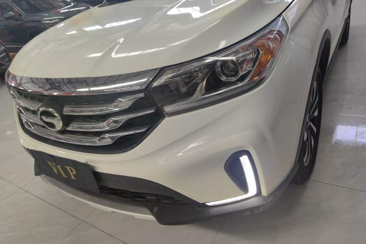 Used GAC Trumpchi GS4 2019 270T Automatic Two-Wheel Drive Elite Edition Left Front Headlight