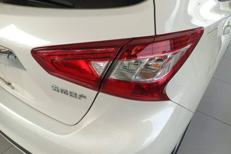 Used Nissan Tiida 2021 1.6L CVT Cool Edition