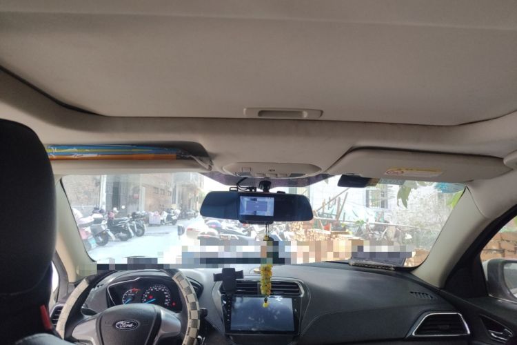 Used Ford Escort 2015 1.5L Manual Fashion Edition