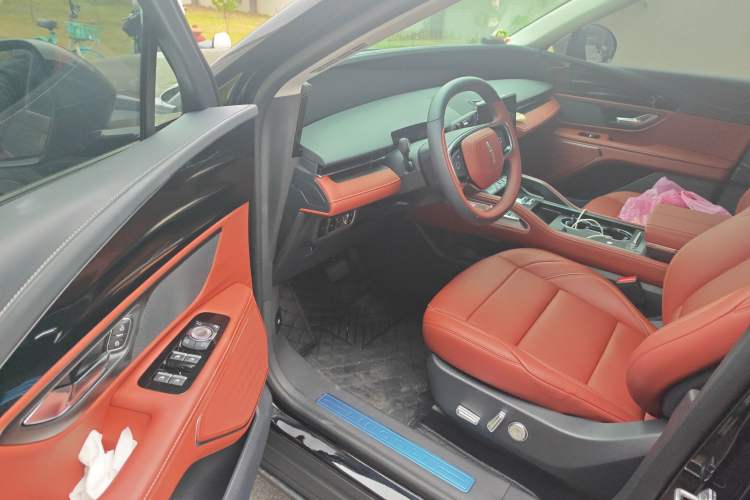 Used Lincoln Nautilus 2025 Model, Facelifted 2.0T Four-Wheel-Drive Zunyi Hybrid Version Driver Seat