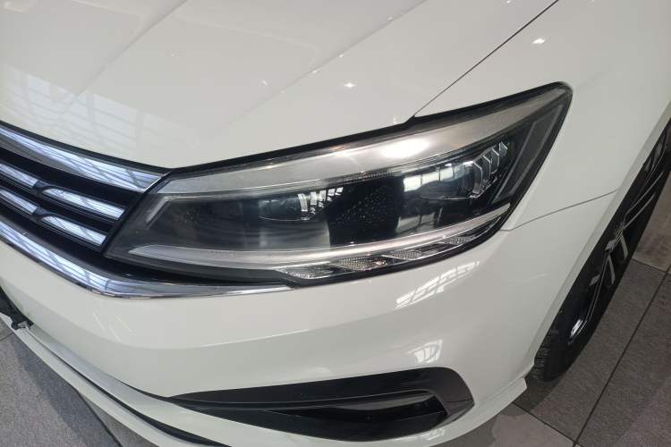 Used Volkswagen Lamando 2019 280TSI DSG Comfort Edition China VI standard
