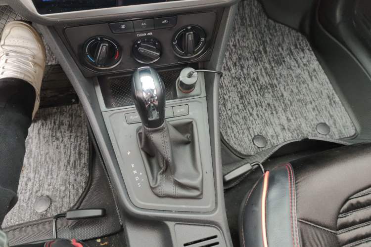 Used Volkswagen Lavida 2019 Lavida Start 1.5L Automatic Trendy Version China VI Standard