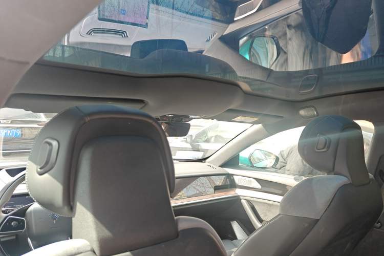 Used NETA S 2022 All-Electric 650 km Four-Wheel Drive Premium Version