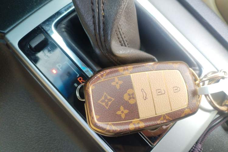 Used Toyota Prado 2016 2.7L Automatic Luxury Edition Vehicle Key