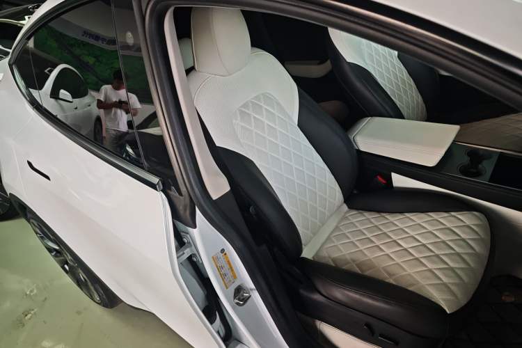 Used Tesla Model Y 2022 Performance High-Performance All-Wheel-Drive Version