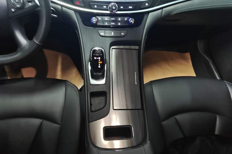 Used Buick LaCrosse 2021 652T Luxury Model
