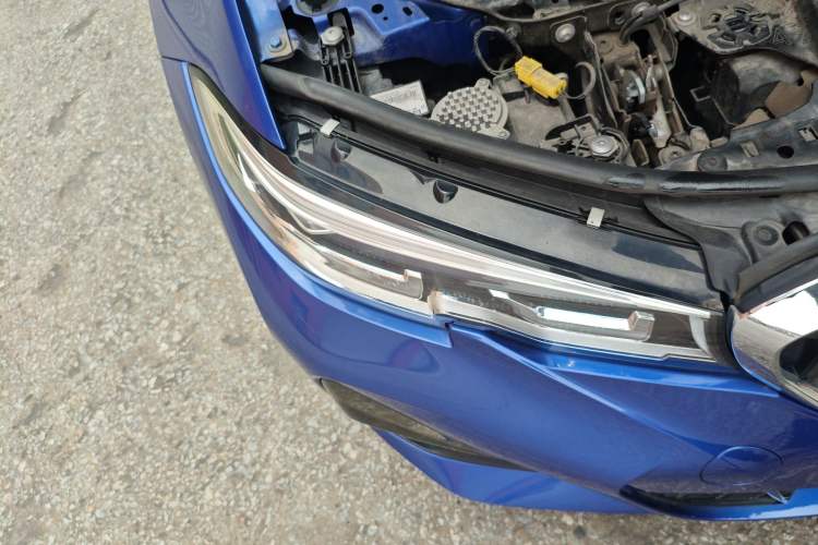 Used BMW 3 Series 2022 320Li M Sport Package Right Front Headlight