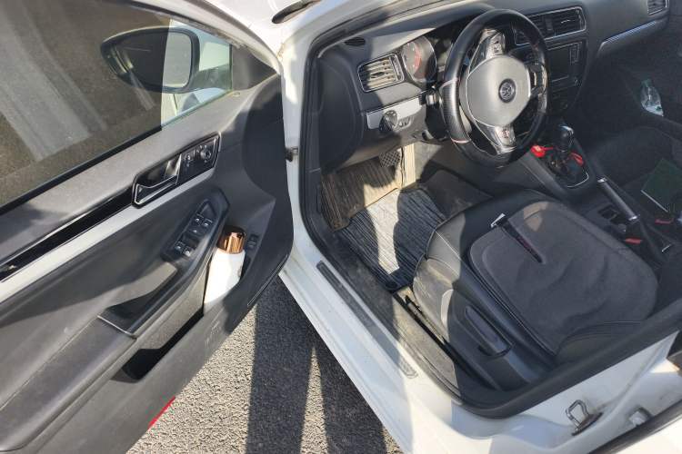 Used Volkswagen Sagitar 2018 1.6L Automatic Comfort Model
