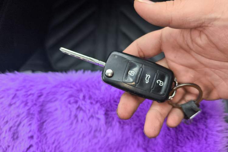 Used Volkswagen Lavida 2013 1.6L Automatic Comfort Edition
