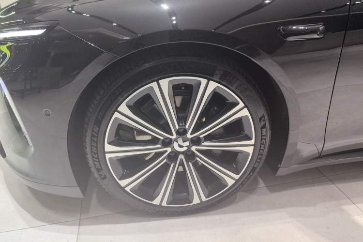 Used Nio ET7 2024 100kWh Executive Signature Edition
