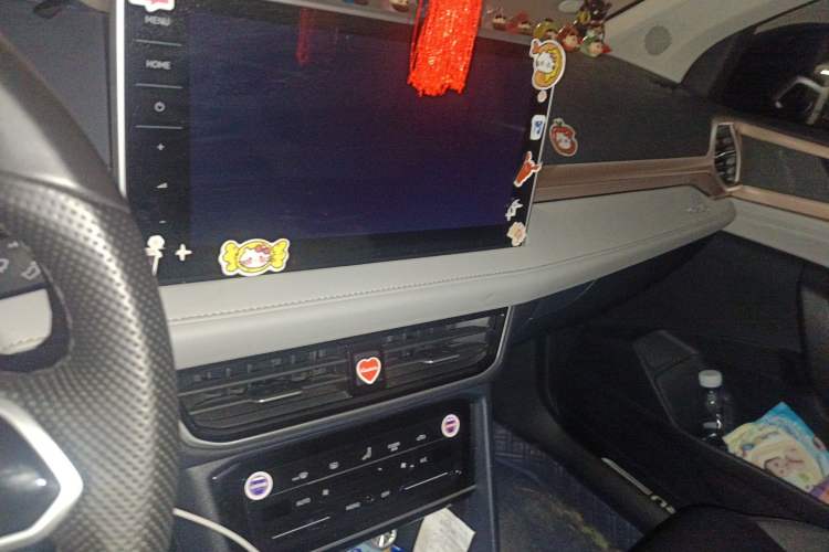 Used Volkswagen Tharu 2023 300TSI Two-Wheel-Drive Full Moon Edition
