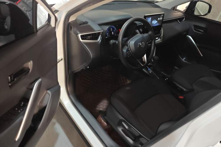 Used Toyota FRONTLANDER 2023 2.0L CVT Elite Edition