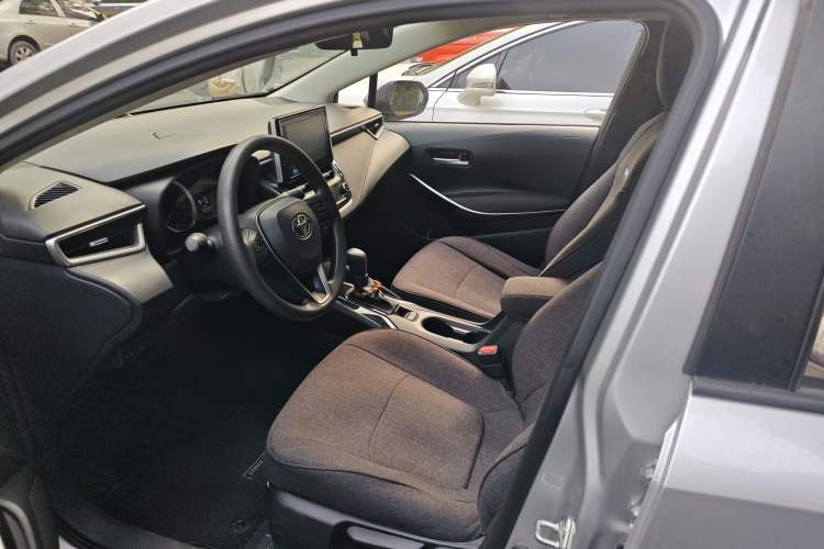 Used Toyota Corolla 2021 Dual-Motor 1.8L E-CVT Elite Edition