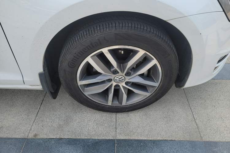 Used Volkswagen Golf 2016 230TSI Automatic Luxury Version