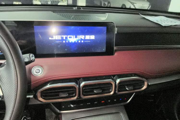 Used JETOUR X70 PLUS 2024 Champion Edition 1.5T DCT Champion PRO 5-Seater
