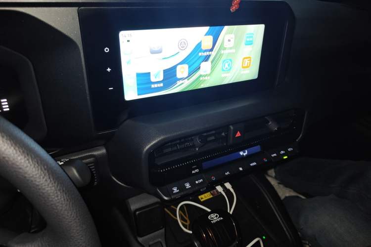 Used Toyota Prado 2024 2.4T Cross-Border BX Edition 5 Seats Audio And AC Panel