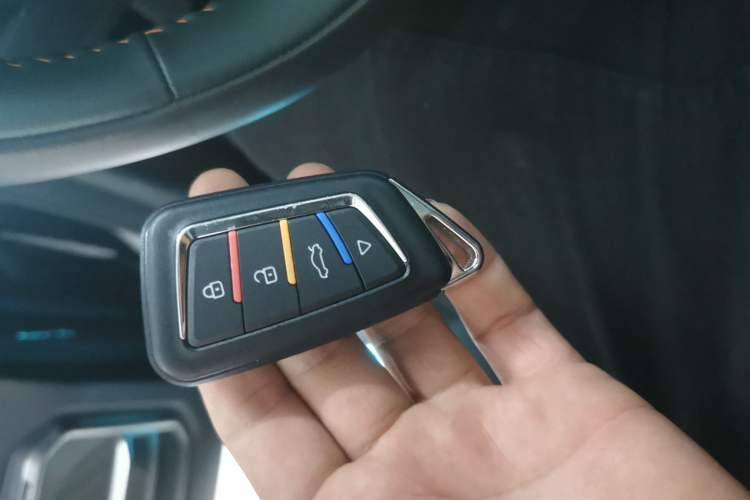 Used JETOUR Traveler 2023 2.0T All-Wheel-Drive CrossPRO
