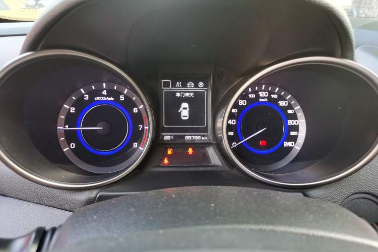 Used CHANGAN Eado 2015 1.6L Manual Junku Model China IV Standard
