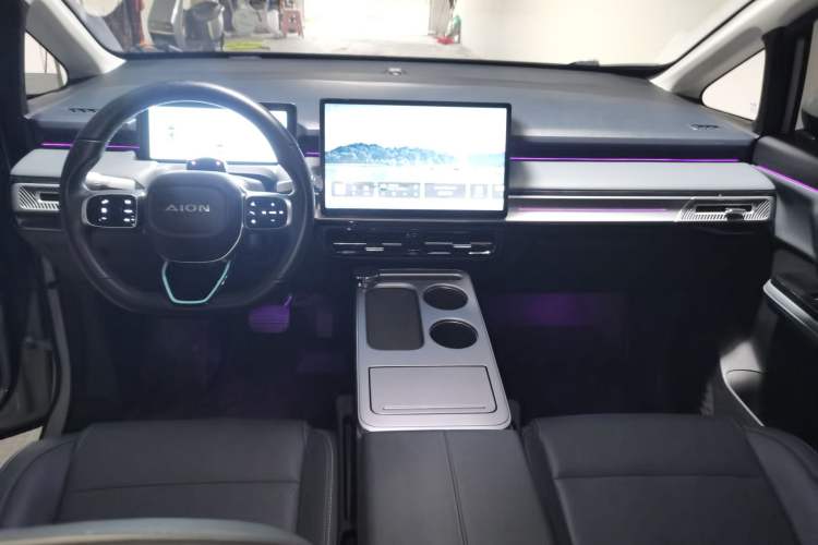 Used AION Y 2023 Plus 510 Tech Edition