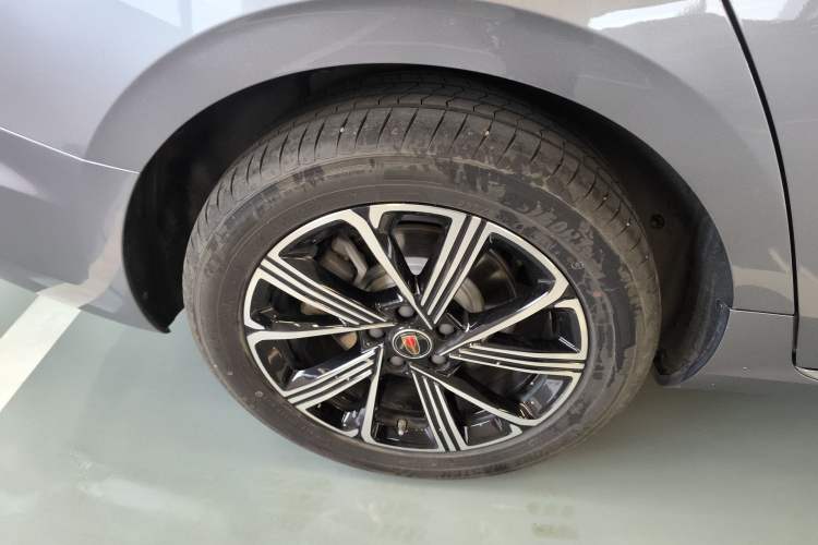 Used Hongqi H5 PHEV 2025 170 Super Hybrid Version
