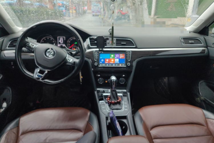 Used Volkswagen Lamando 2015 280TSI DSG Comfort Edition
