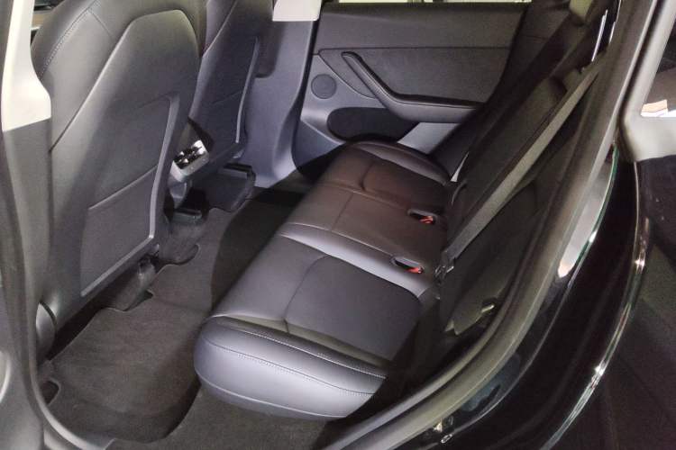 Used Tesla Model Y 2021 Standard Range Rear-Wheel Drive Version