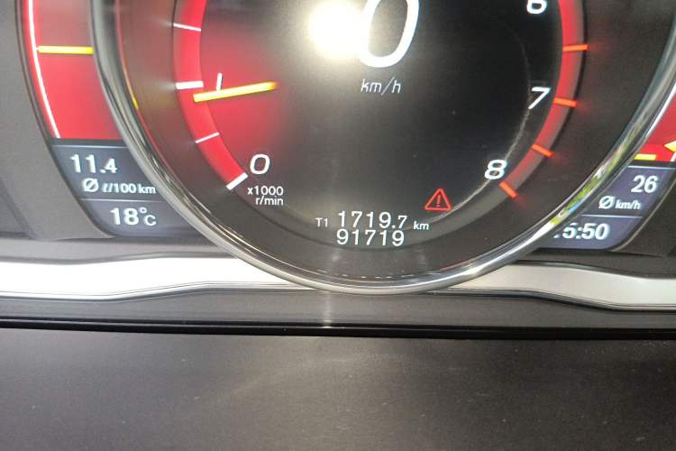 Used Volvo XC60 2014 Restyled T5 Zhiya Edition Odometer Close Up