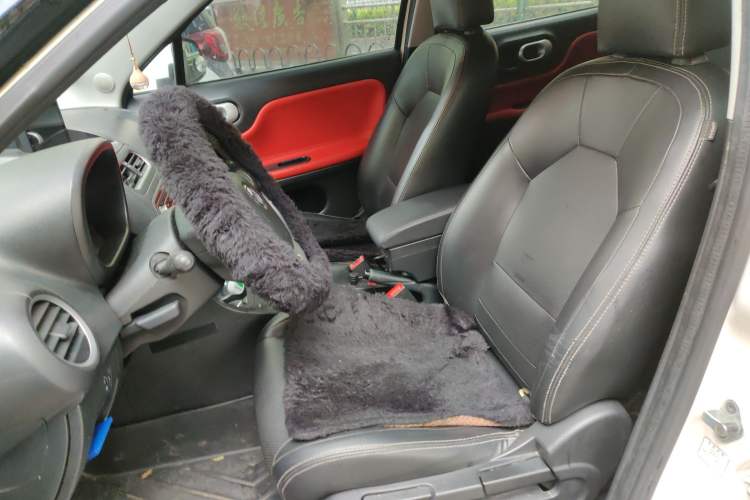 Used MG 3 2014 1.5L AMT Elite Edition Left Front Seat