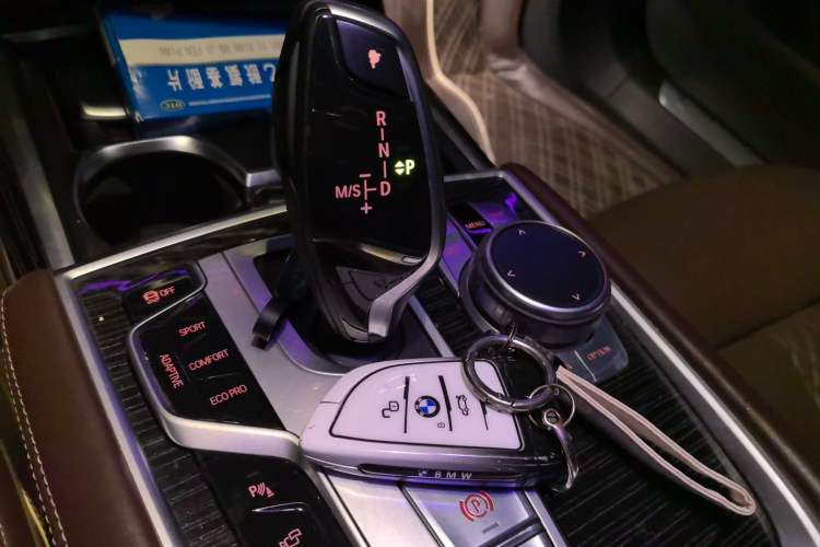 Used BMW 7 Series 2018 730Li Luxury Edition M Sport Package Gear Lever